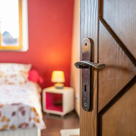 Cosy Et Spacieux, 4 Ch, Parking - Centre - Les Vieux Toits De