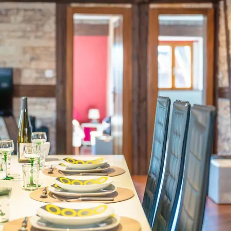 Апартаменты Duplex Terrasse 8 Pers - Parking - Centre - Les Vieux Toits De Рикевир
